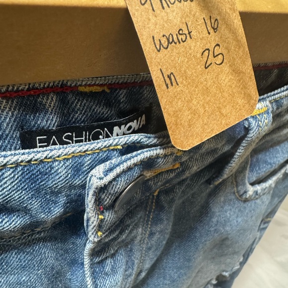 Blue Boyfriend Jeans with Distressed Details - Picture 4 of 4